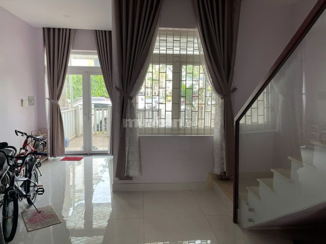 CHO THUÊ NHÀ MERITA- ĐƯỜNG LIÊN PHƯỜNG 2 LẦU 4 PHÒNG 19TR