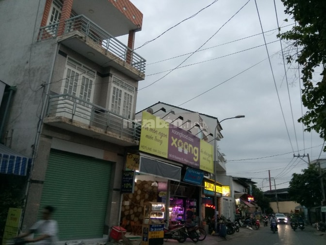 cho thuê NHÀ MẶT TIỀN CĐ CÔNGTHƯƠNG, vừa KINH DOANH vừa Ở.xe tải vivu 