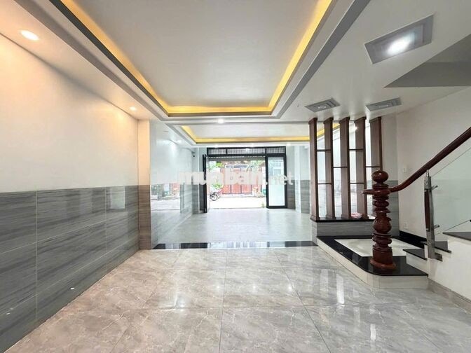 Cho thuê nhà MT 56A Cao Thắng, Phường 5, Quận 3 