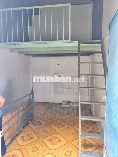 Cho thuê nhà mặt tiền hẻm 128 Huỳnh Tấn Phát 