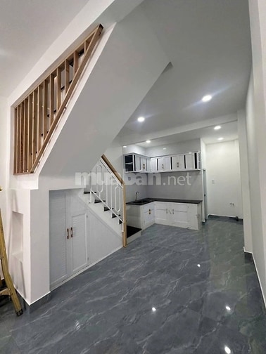 Nhà nguyên căn, Q. phú nhuận 109m2, đầy đủ nội thất, 2PN Giá thuê 13,5
