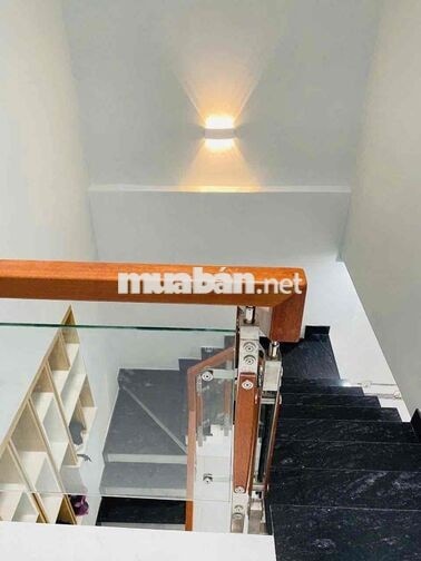 NHÀ MỚI ĐẸP ( GẦN CHỢ CẦU ĐỒNG ) TRỆT LẦU 2PN 3WC. ĐƯỜNG THÔNG