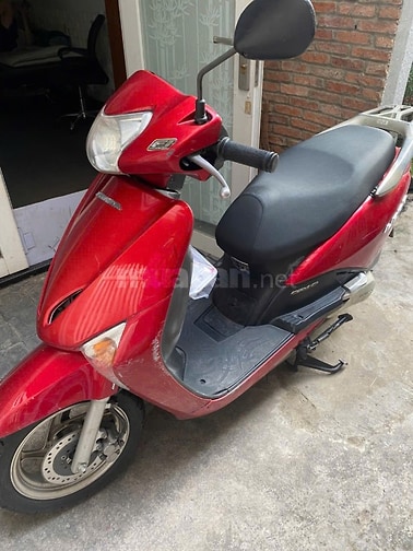 Cần bán xe Honda lead đời 1011 màu đỏ