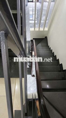 không có căn thứ 2! 120m2 đường 8m TẶNG CĂN NHÀ 4 TẦNG CÓ THANG MÁY