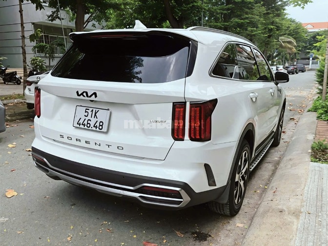 Bán xe Kia SORENTO bản Luxury full dầu SX 2022