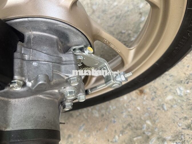 Honda Vision vàng cát đk 01/2026. Đi lướt