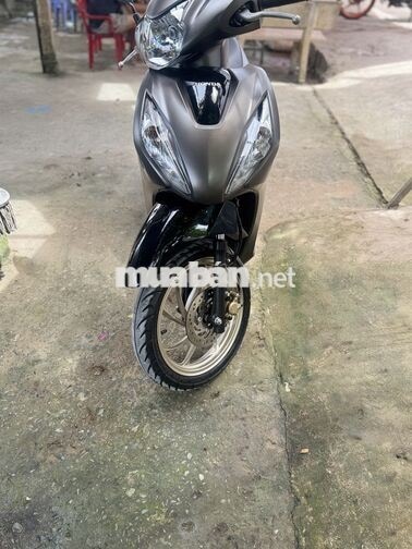 Honda Vision vàng cát đk 01/2026. Đi lướt