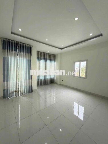 KÈO THƠM, 4 tầng, 5 Pn, Cao Lỗ, DTSD 160m2, Nhỉnh 5 tỏi