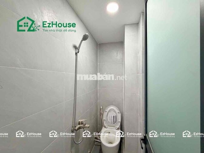 Đi bộ IUH - Mới xây - ban công thoáng - có thang máy- Nguyễn Oanh