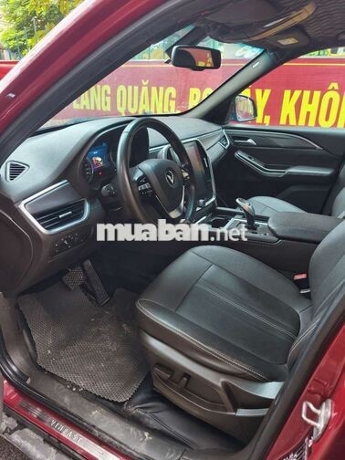 VinFast Lux SA2.0 Base 2019 Đỏ 13 vạn km