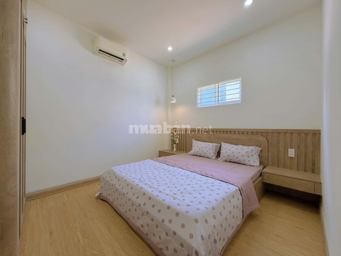 Mình cần bán căn nhà 3.5 tầng kiệt đường Phạm Nhữ Tăng, gần bờ hồ Hà H