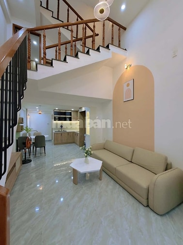 Mình cần bán căn nhà 3.5 tầng kiệt đường Phạm Nhữ Tăng, gần bờ hồ Hà H