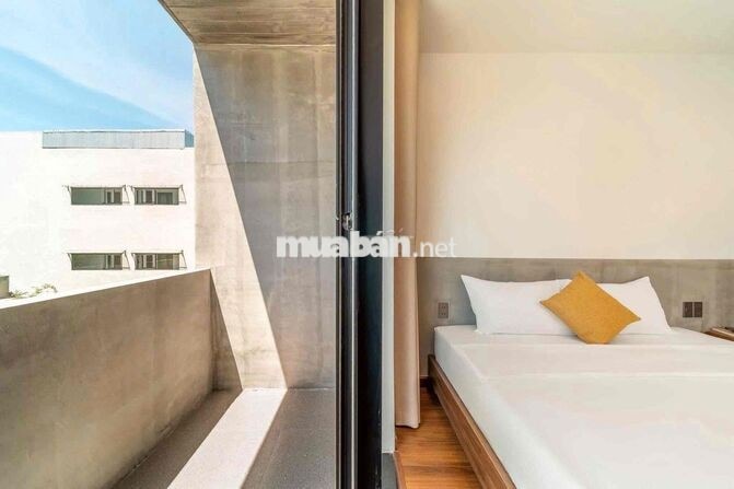 Luxury Beachside Apartment For Rent Thuê Căn Hộ Quite Remote Pool Expa