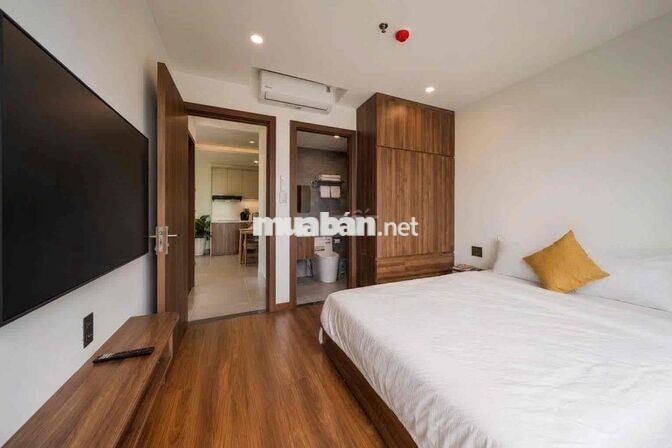 Luxury 2BR Beachside Apartment for Rent Rooftop Infinity Pool căn hộ
