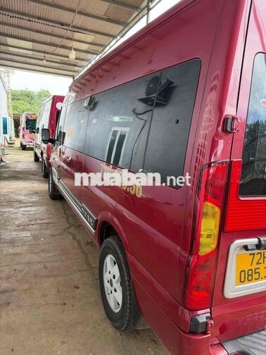Ford Transit Dcar 9 chỗ màu Đỏ