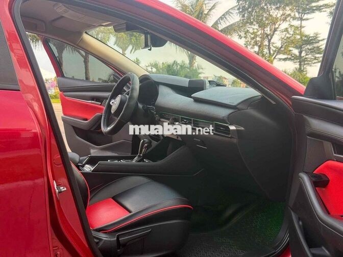 Mazda 3 model 2021 Red Siêu Mới