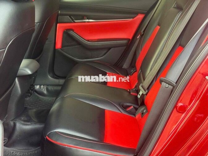 Mazda 3 model 2021 Red Siêu Mới