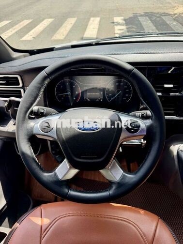 Ford Transit 2023 Bạc 137.711 km