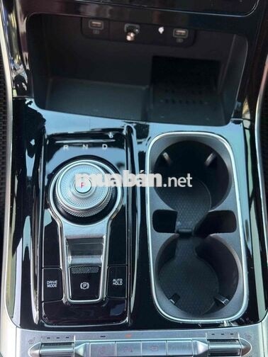 KIA CARNIVAL SIGNATURE 7C SIÊU MỚI