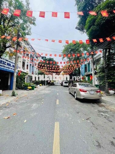 NGAY HIM LAM LINH CHIỂU HOÀNG DIỆU 2 - ĐẤT 2 MT FULL THỔ NGANG 9.8