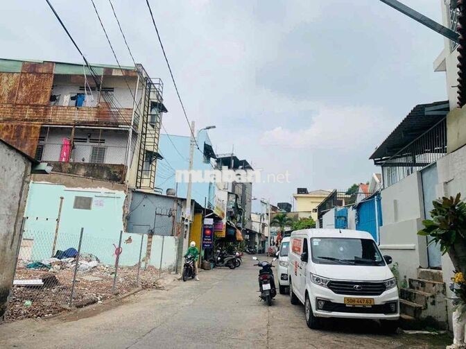 NGAY HIM LAM LINH CHIỂU HOÀNG DIỆU 2 - ĐẤT 2 MT FULL THỔ NGANG 9.8