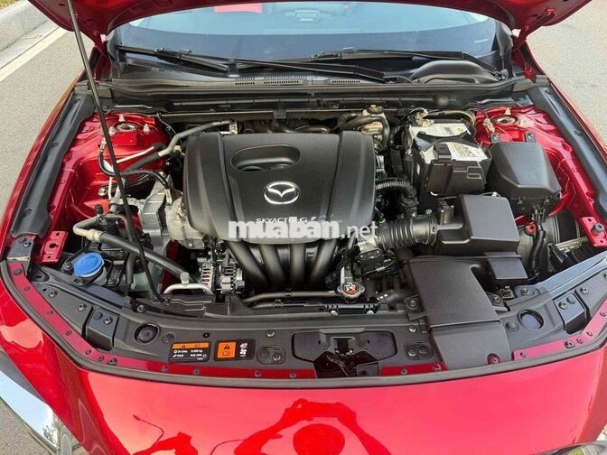 Mazda 3 model 2021 Red Siêu Mới