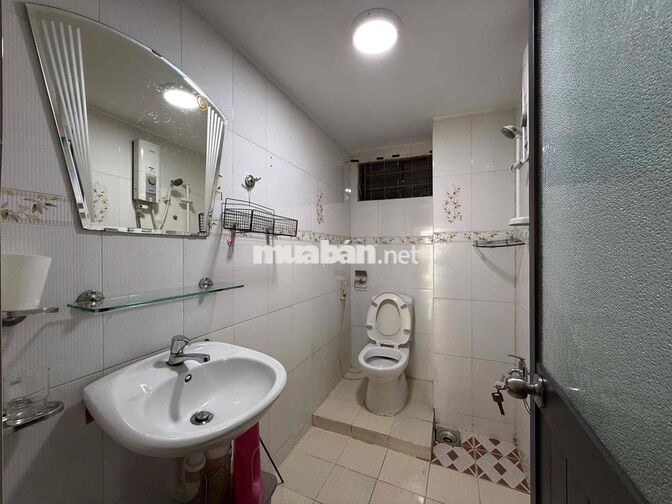 Cực Hiếm!! 2PN Nguyên Tầng 50m2 Balcon 4ng4xe Điện Nhà Nước Q10