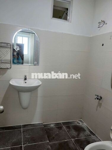 *Cho thuê căn hộ 2pn*Nhà mới sơn*Ban công rộng*Cc BellezaQ7*78m2*9tr
