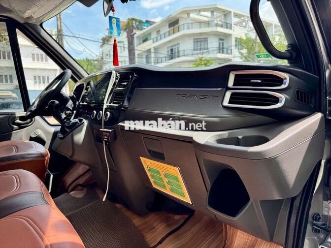Ford Transit 2023 Bạc 137.711 km