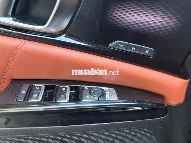 KIA CARNIVAL SIGNATURE 7C SIÊU MỚI