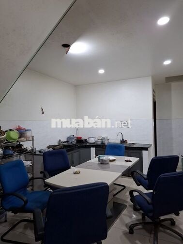 1 slot giường ký túc xá nữ (tư nhân)
