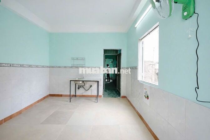Trống 1 phòng Ban Công ngay Aeon Tân Phú - HUIT - VHU