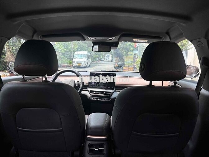 VinFast VF6 Plus 2025 Trắng 22.000 km