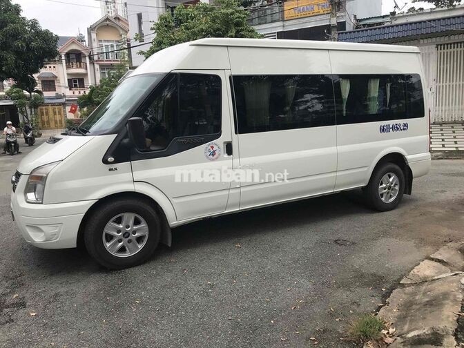 Ford Transit Luxury 2018 Trắng Việt Nam