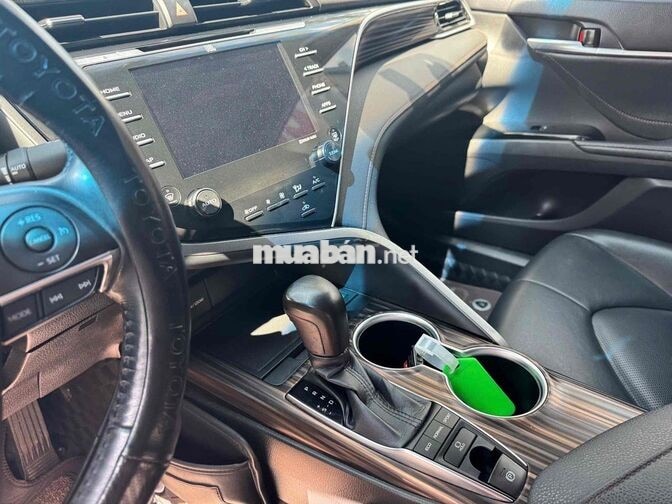 Toyota Camry 2.5Q 2019 Thái Lan Đen Da