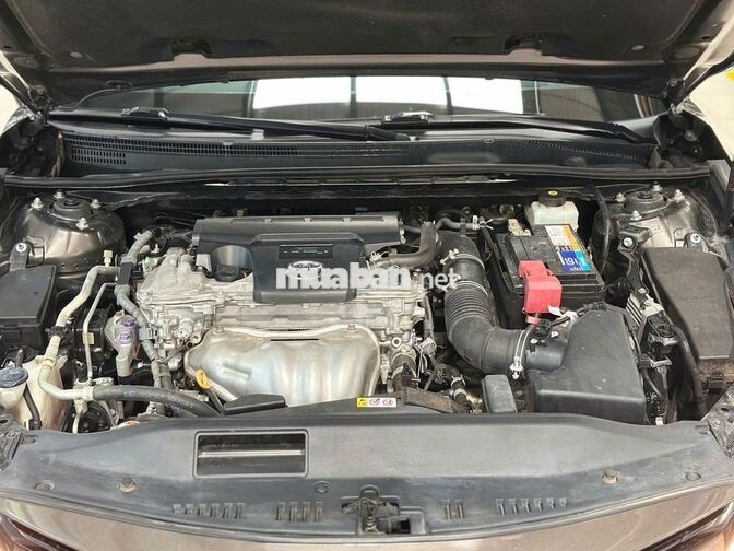Toyota Camry 2.5Q 2020 Ghi 59.000 km
