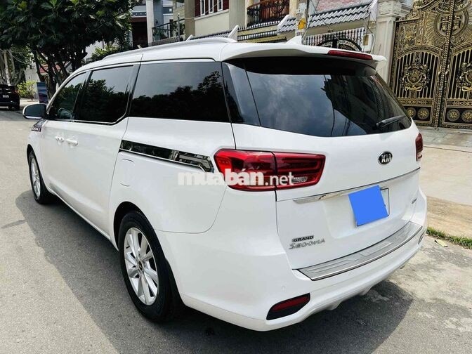 Kia Sedona DATH 2018 Bản full Trắng