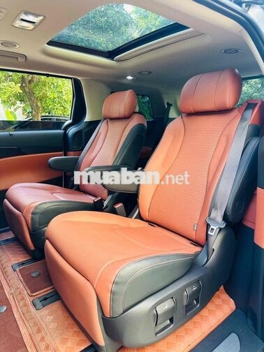 Kia Carnival Signature 2.2D Sản xuất 2023