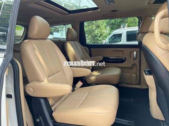 Kia Sedona DATH 2018 Bản full Trắng