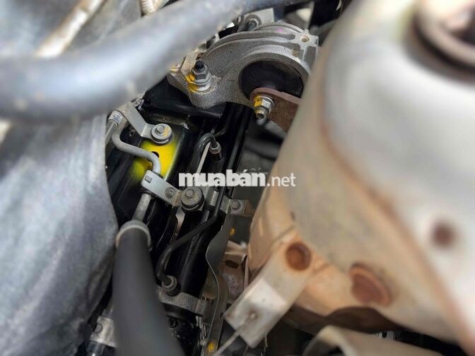 Ford Escape 2012 Vàng cát 5 chỗ