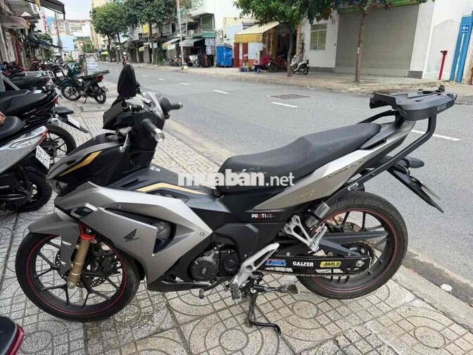 Winner X 150 V4 Abs 2024 Xám nhám 6.000Km bstp