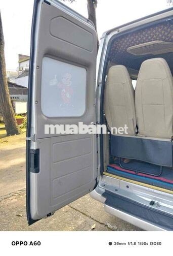 Ford Transit Luxury 16 chỗ Bạc
