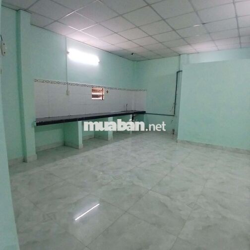 nhà thuê phù hợp vừa ở. vừa làm kho