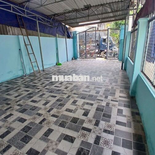 nhà thuê phù hợp vừa ở. vừa làm kho