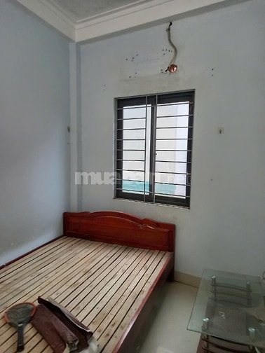 Cho thuê nhà 3 tầng 135 m2 tại La Tinh, Đông La, Hoài Đức. Giá: 6.5 tr