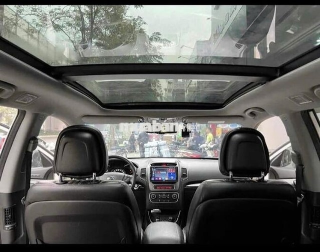 Kia Sorento SUV Trắng 7 chỗ Tự động