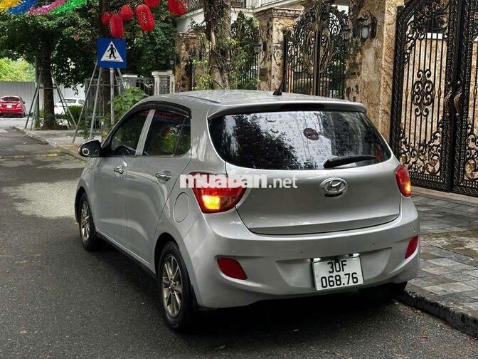 Hyundai Grand i10 2017 Bản đủ Số sàn Bạc