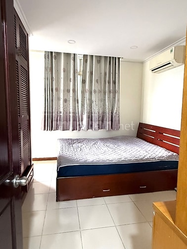 Cho thuê lâu dài căn hộ chung cư Screc Tower diện tích 81 m2