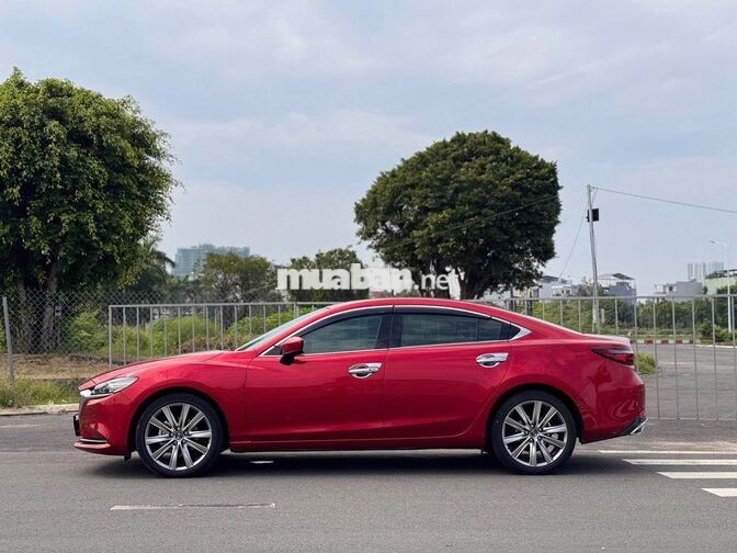 Mazda 6 2022 2.5 Signature Premium Đỏ 18.000 km
