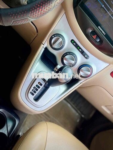 Hyundai i10 2010 Bản đủ Tự động Xăng Đỏ